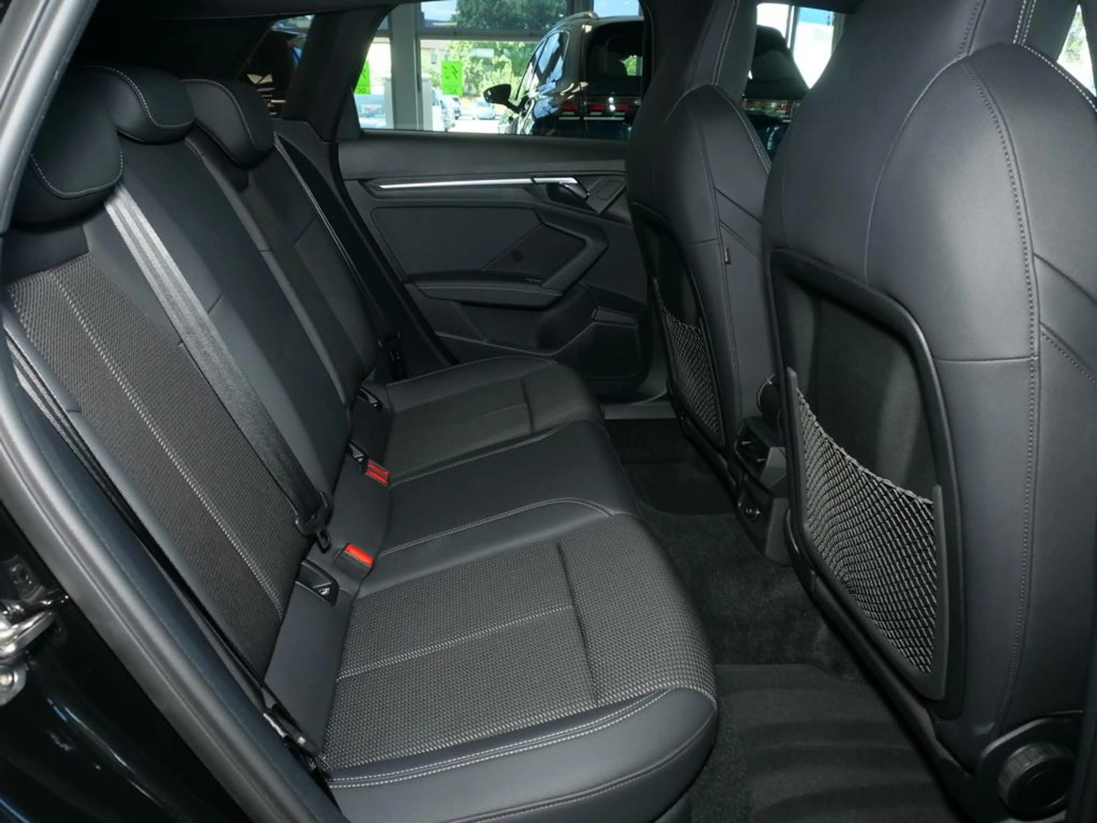 Audi S3 Sportback TFSI quattro LED+NAVI+VC+Alu-18` — photo 5