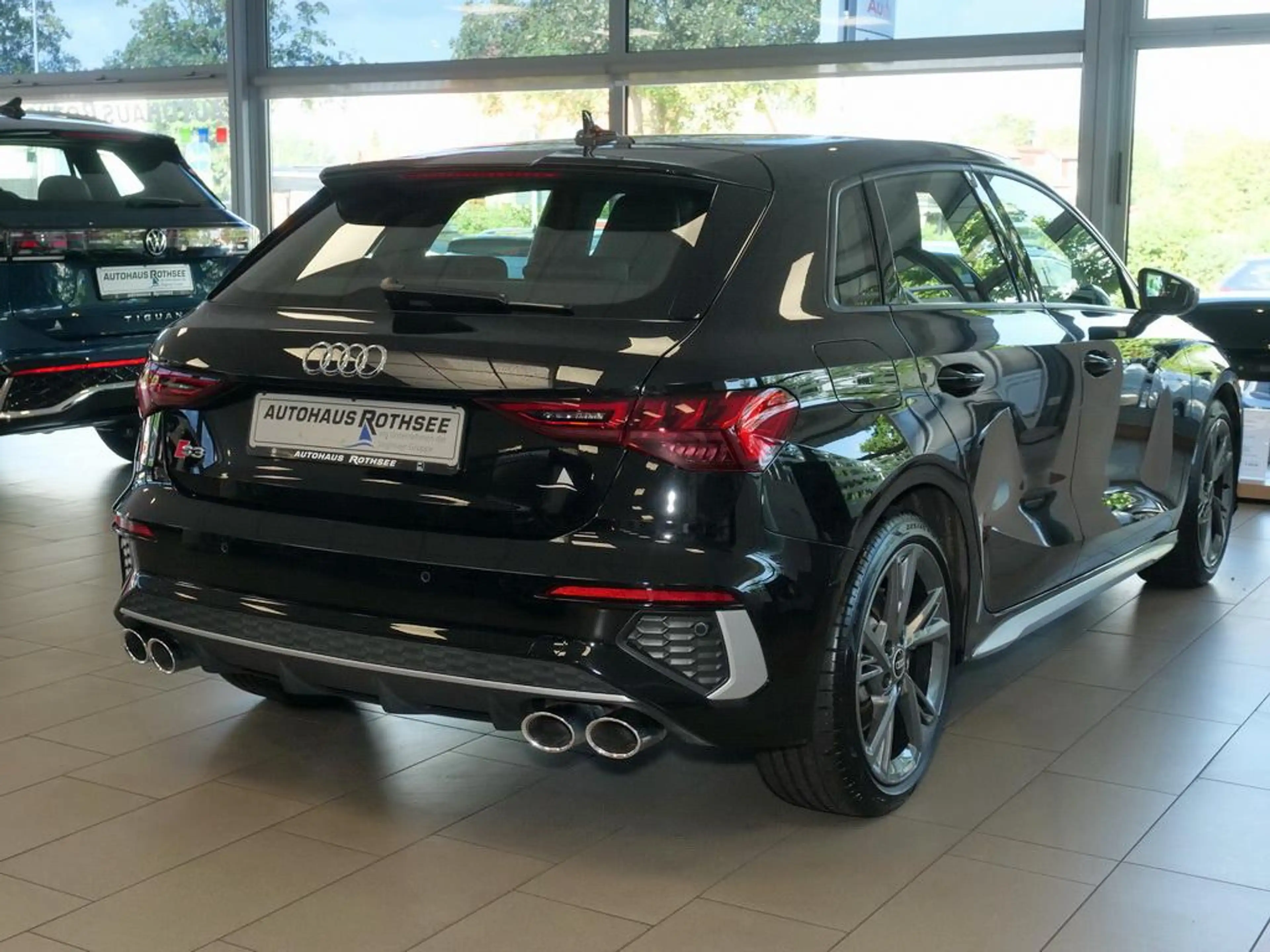Audi S3 Sportback TFSI quattro LED+NAVI+VC+Alu-18` — photo 2