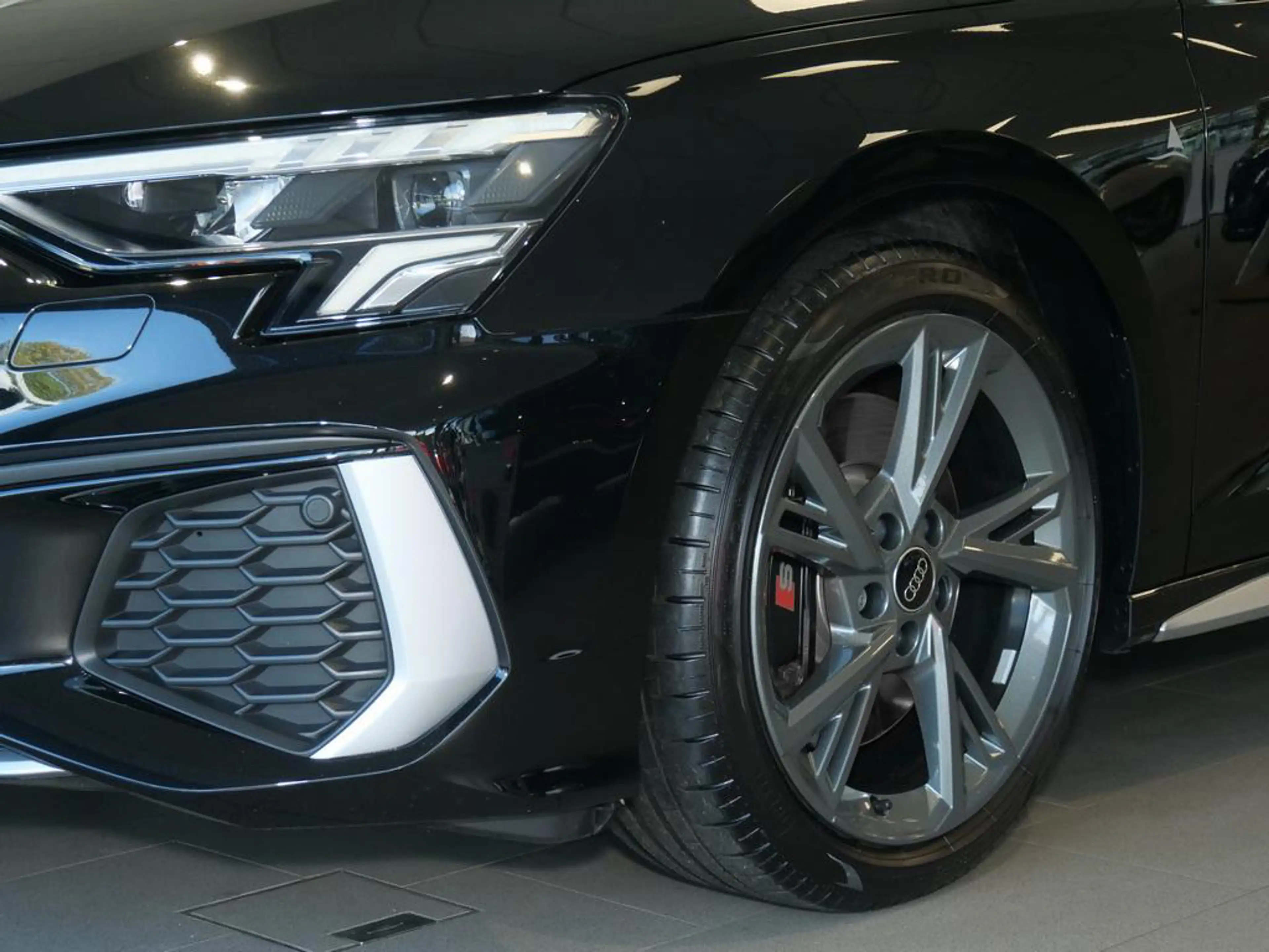 Audi S3 Sportback TFSI quattro LED+NAVI+VC+Alu-18` — photo 10