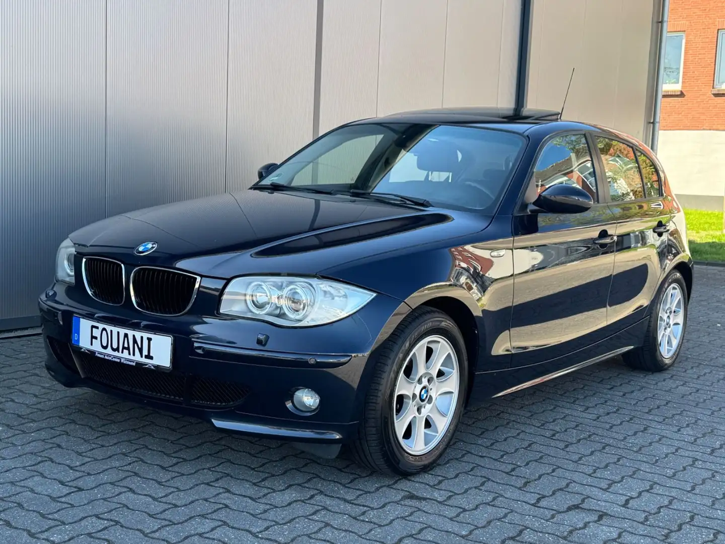 BMW 118 1er Bmw 118i*TOP-ZUSTAND*XENON*ANGEL-EYES*SHZ* Bleu - 1