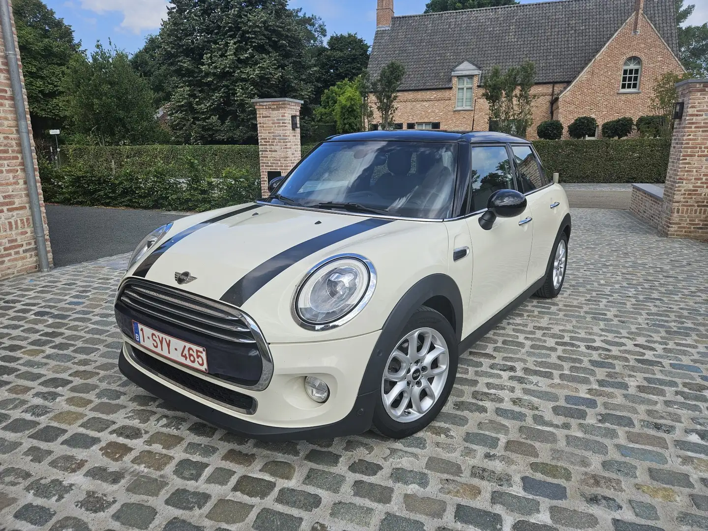MINI Cooper Blanc - 1