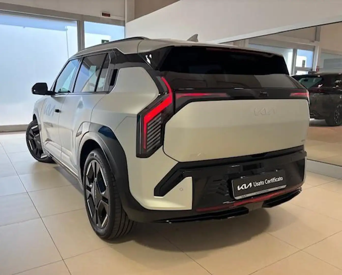 Kia EV3 125/168 kW Motor ELE LR FWD GT-LINE - 2