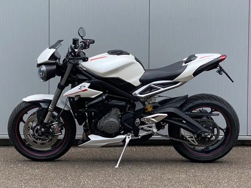 Triumph Street Triple RS - foto 5