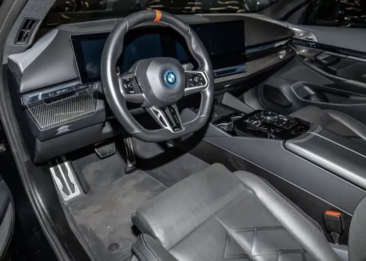 BMW ActiveHybrid 2024, foto 9