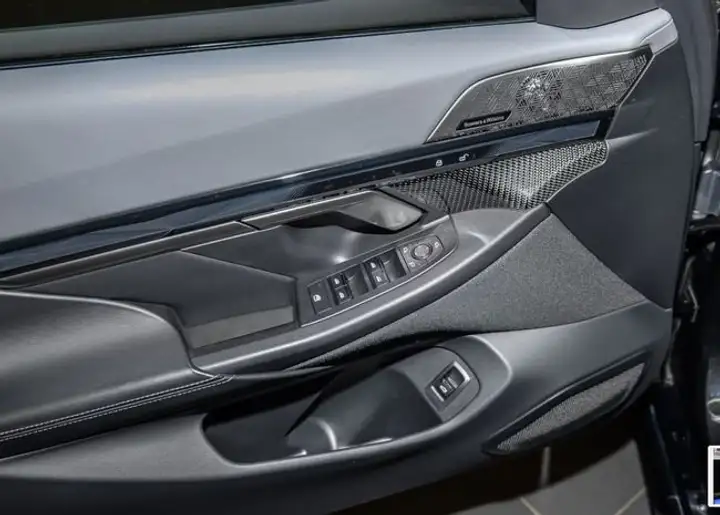BMW ActiveHybrid 2024, foto 15