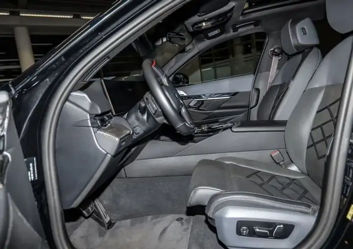 BMW ActiveHybrid 2024, foto 12