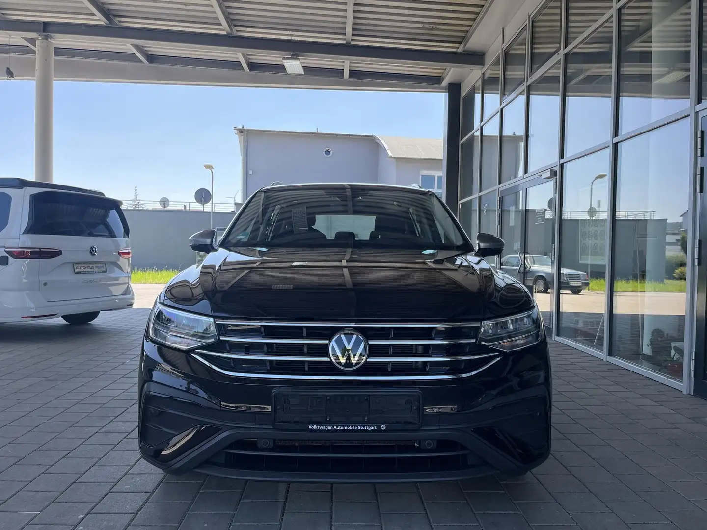 Volkswagen Tiguan Allspace Tiguan Allspace lang, ACC, NAVI, HEAD-UP, SHZ Schwarz - 2