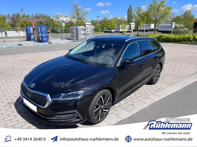 Skoda Octavia 1.5 TSI ACC MATRIX AHK KAMERA DAB 8 fach bereit !!