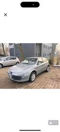 1.6 Twin Spark Distinctive