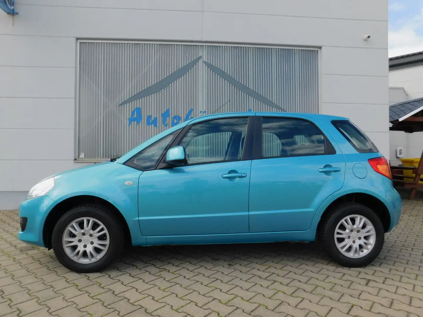 Suzuki SX4 1.6 Comfort Klima/LMF/EFH/ZV-F Zelená - 2