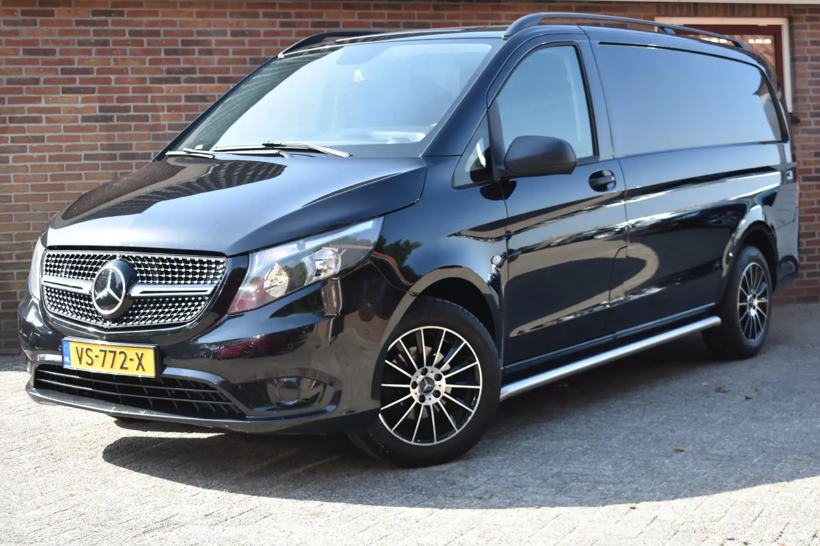 Mercedes-Benz Vito 109 CDI Functional Lang '16 Airco BTW Inruil mogel Noir - 1