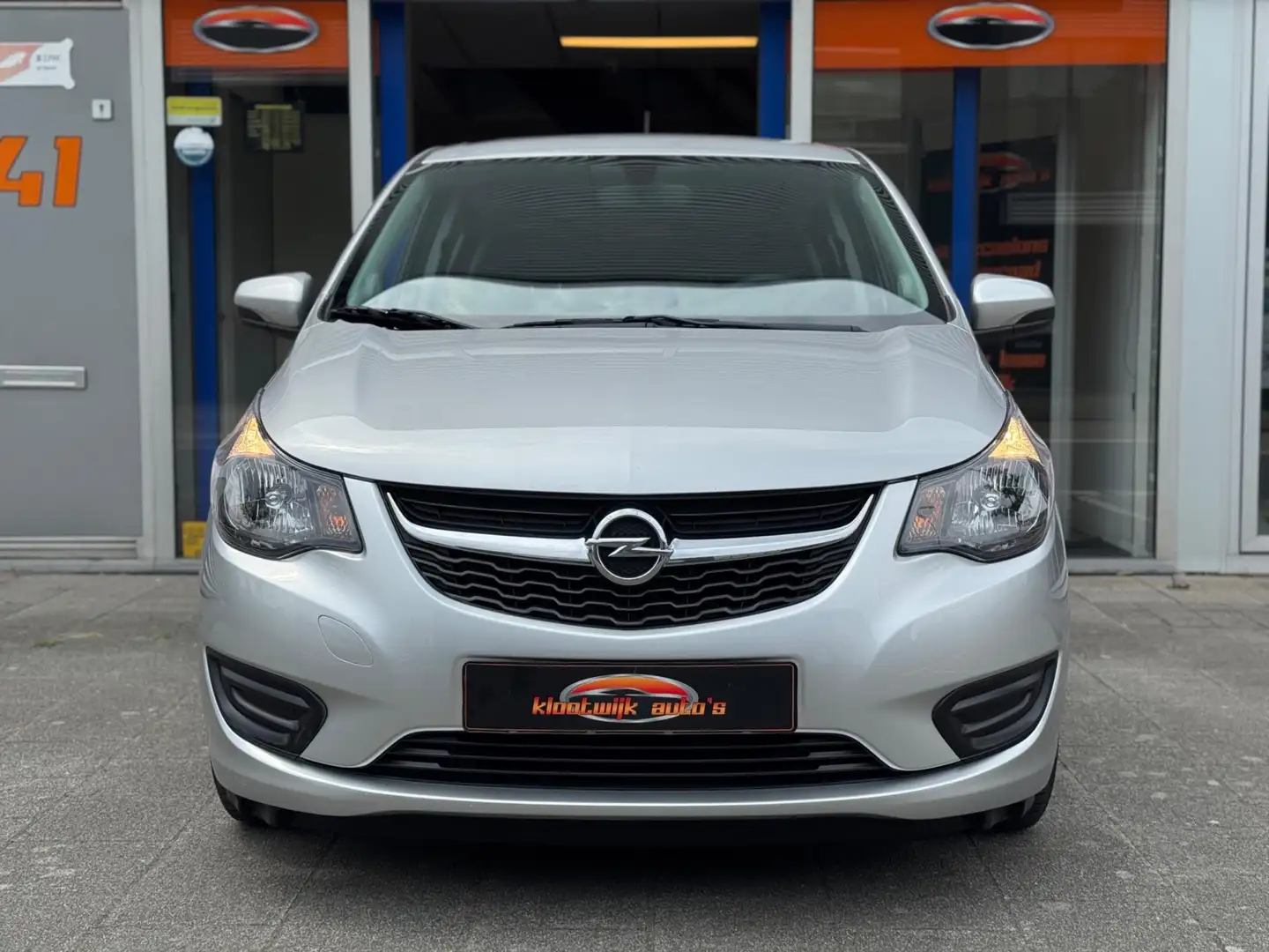 Opel Karl 1.0 ecoFLEX 120 Jaar Edition Airco Cruise 5-Deurs Gris - 2