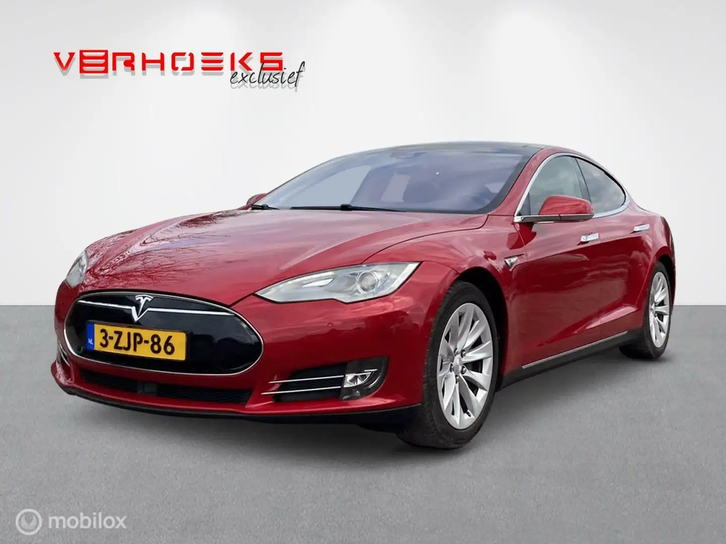 Tesla Model S 85 + Autopilot | + Trekhaak Rood - 1