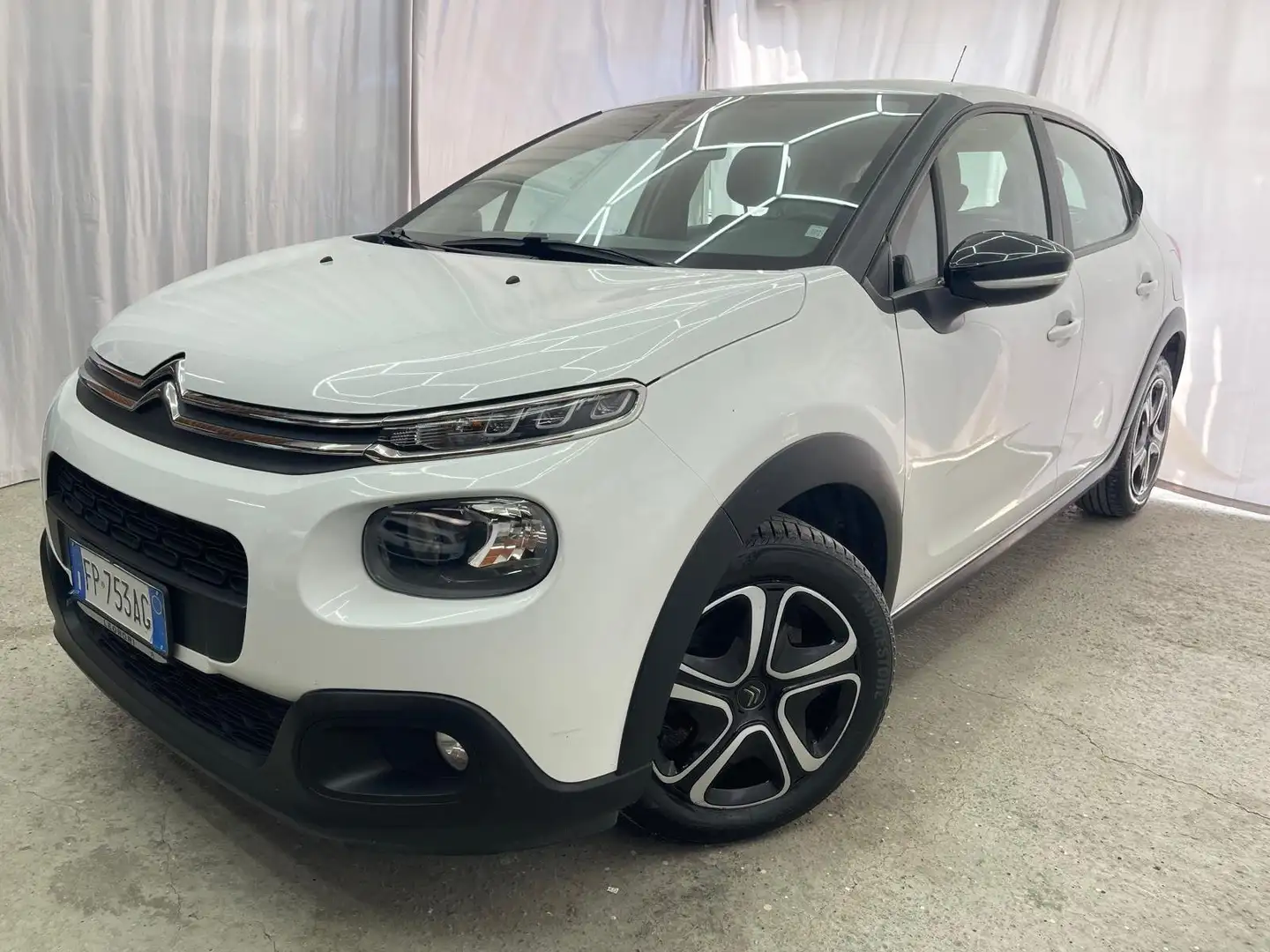 Citroen C3 C3 1.2 puretech Feel Gpl 82cv neopatentati Bianco - 1