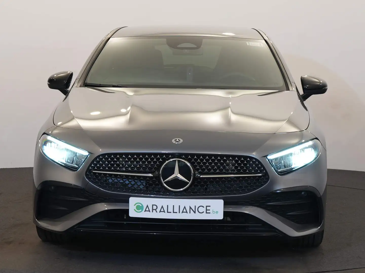 Mercedes-Benz A 200 AMG Line  |AMG Advance+||Night.Pack|CAM|EQ-Boost|L Zwart - 2