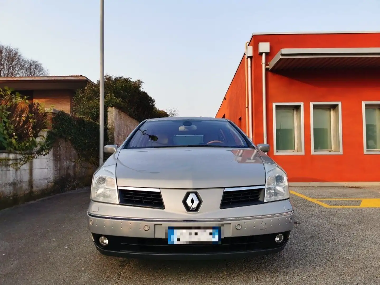 Renault Vel Satis 2.2 16V dCi 140CV Initiale PICCOLI LAVORI DA FARE Plateado - 2
