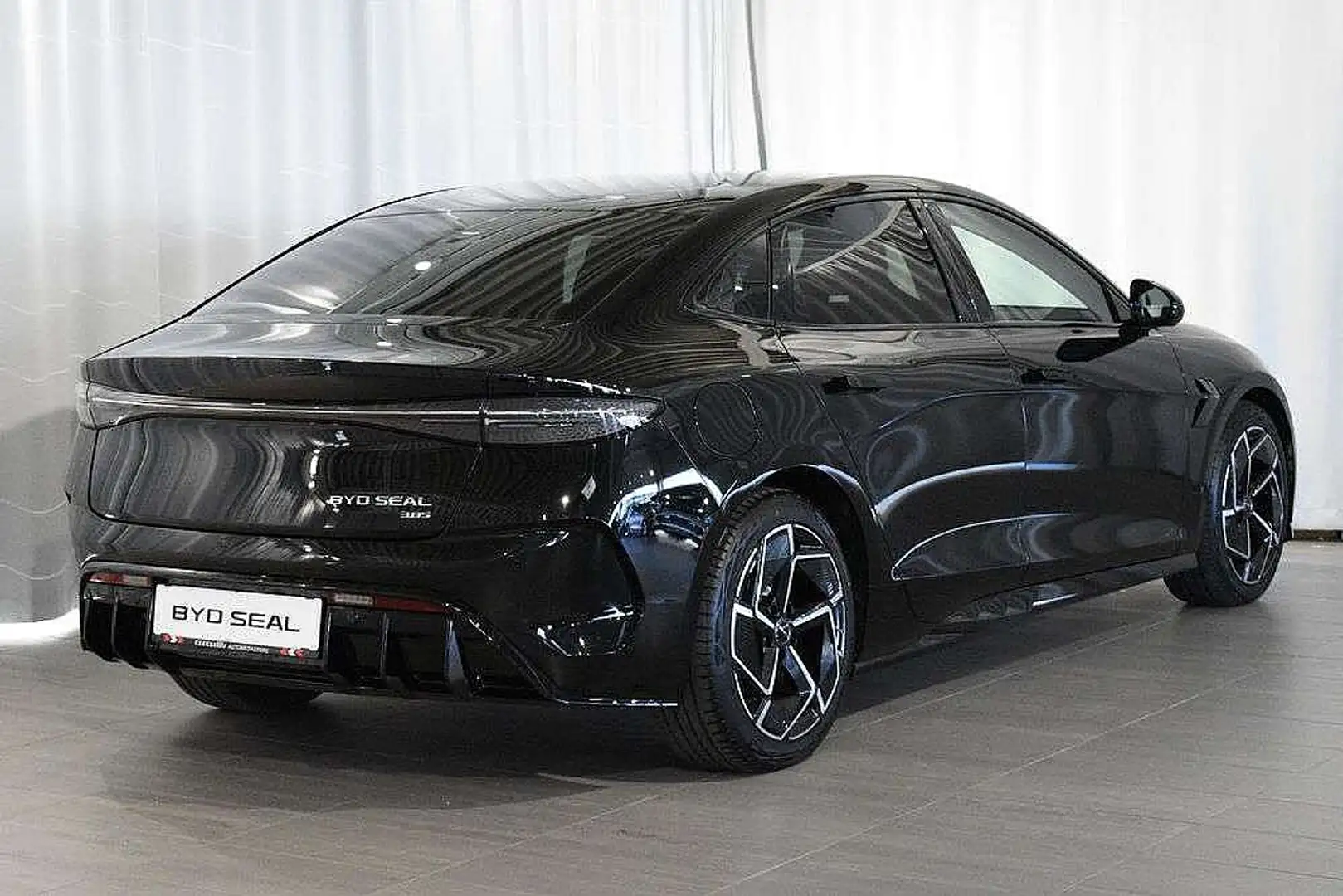 BYD Seal Excellence AWD *Sofort Verfügbar* Schwarz - 2
