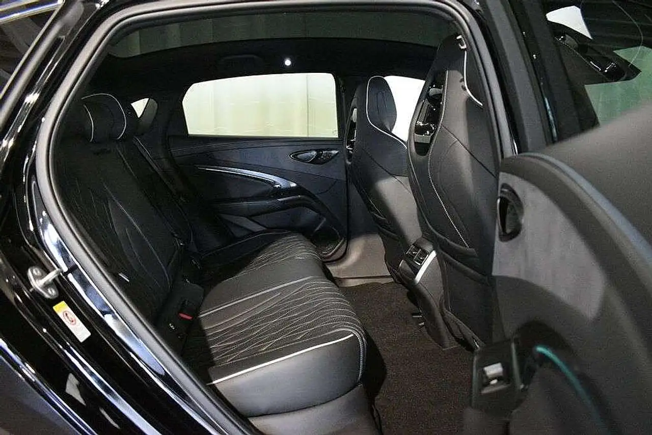 BYD SEAL