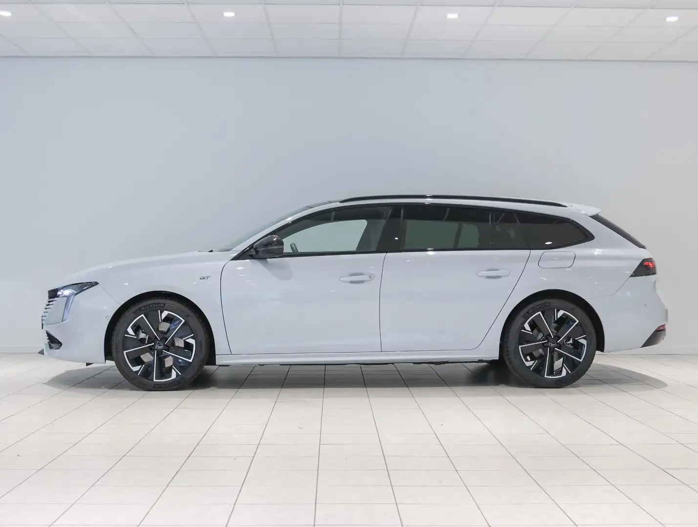 Peugeot 508 SW GT 1.6 180pk HYbrid Automaat | VOORRAAD KORTING Wit - 2