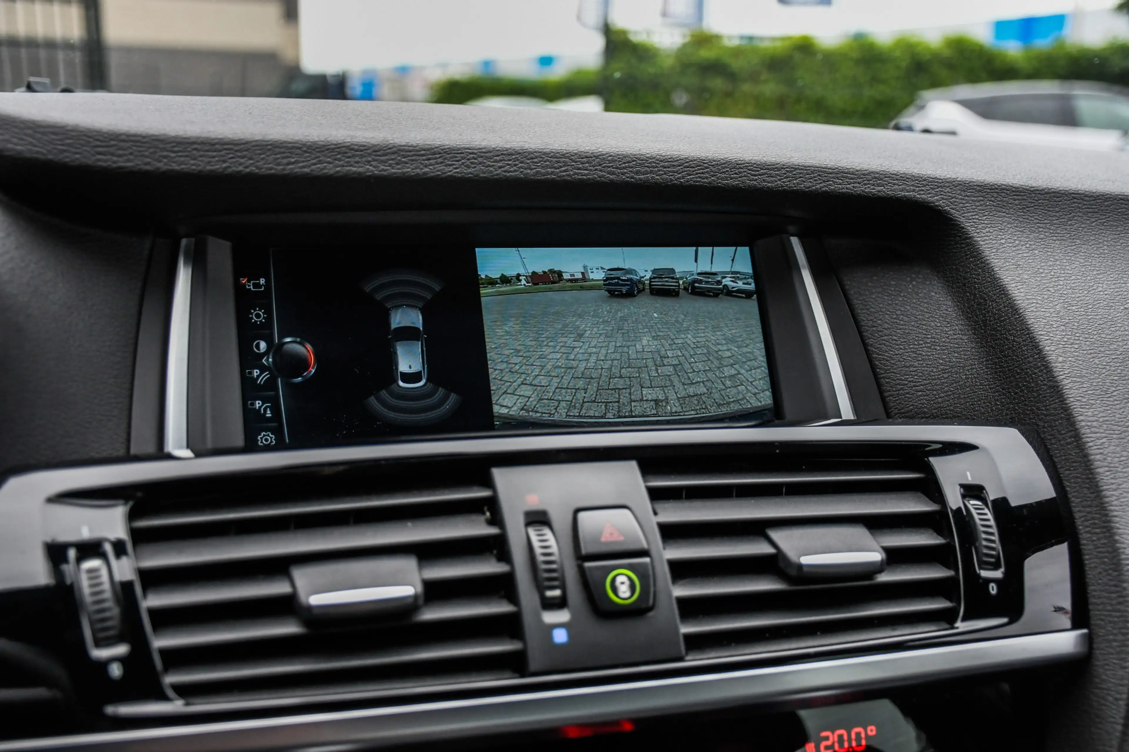 BMW X4 M40i High Executive — photo 13