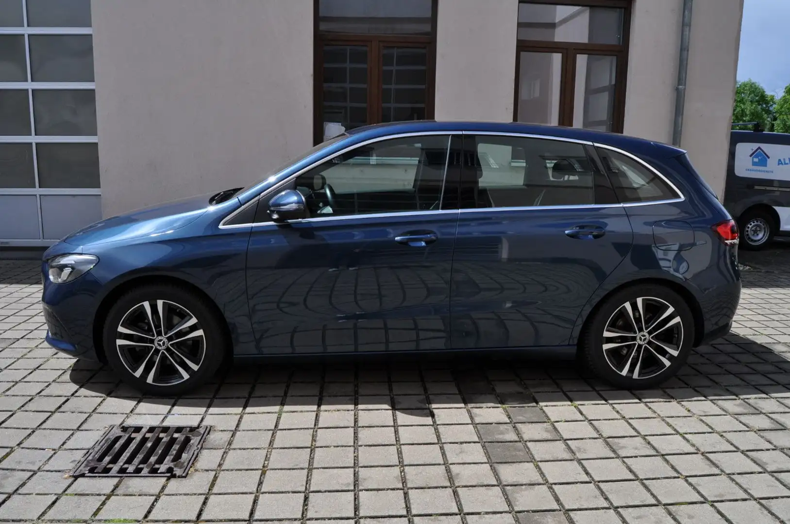 Mercedes-Benz B 200 Edition 19 MBUX LED Kamera AHK Azul - 2