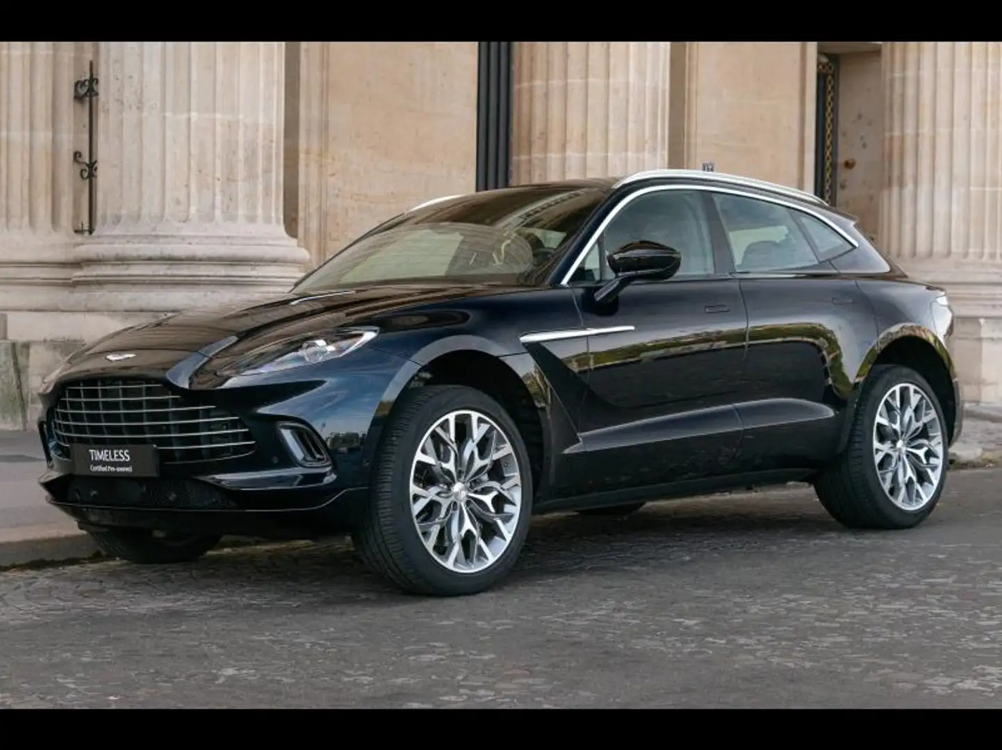 Aston Martin DBX 4.0 V8 biturbo 550ch BVA9 Schwarz - 1