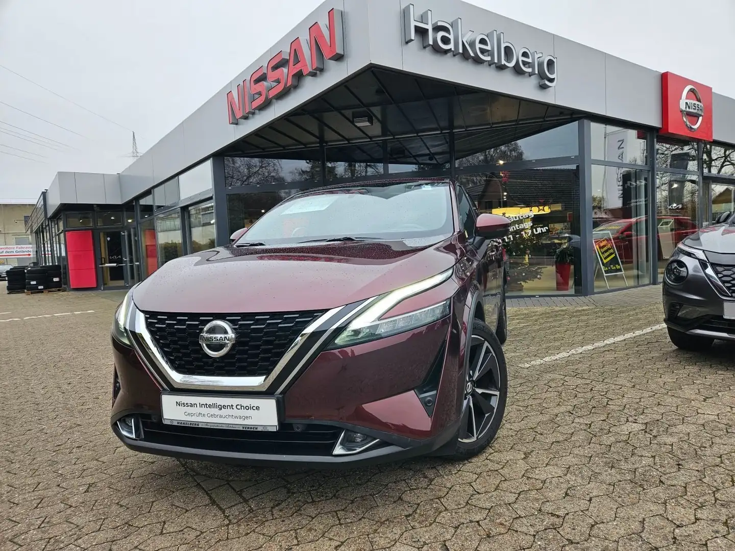 Nissan Qashqai 1.3 DIG-T X-Tronic Tekna Rot - 2