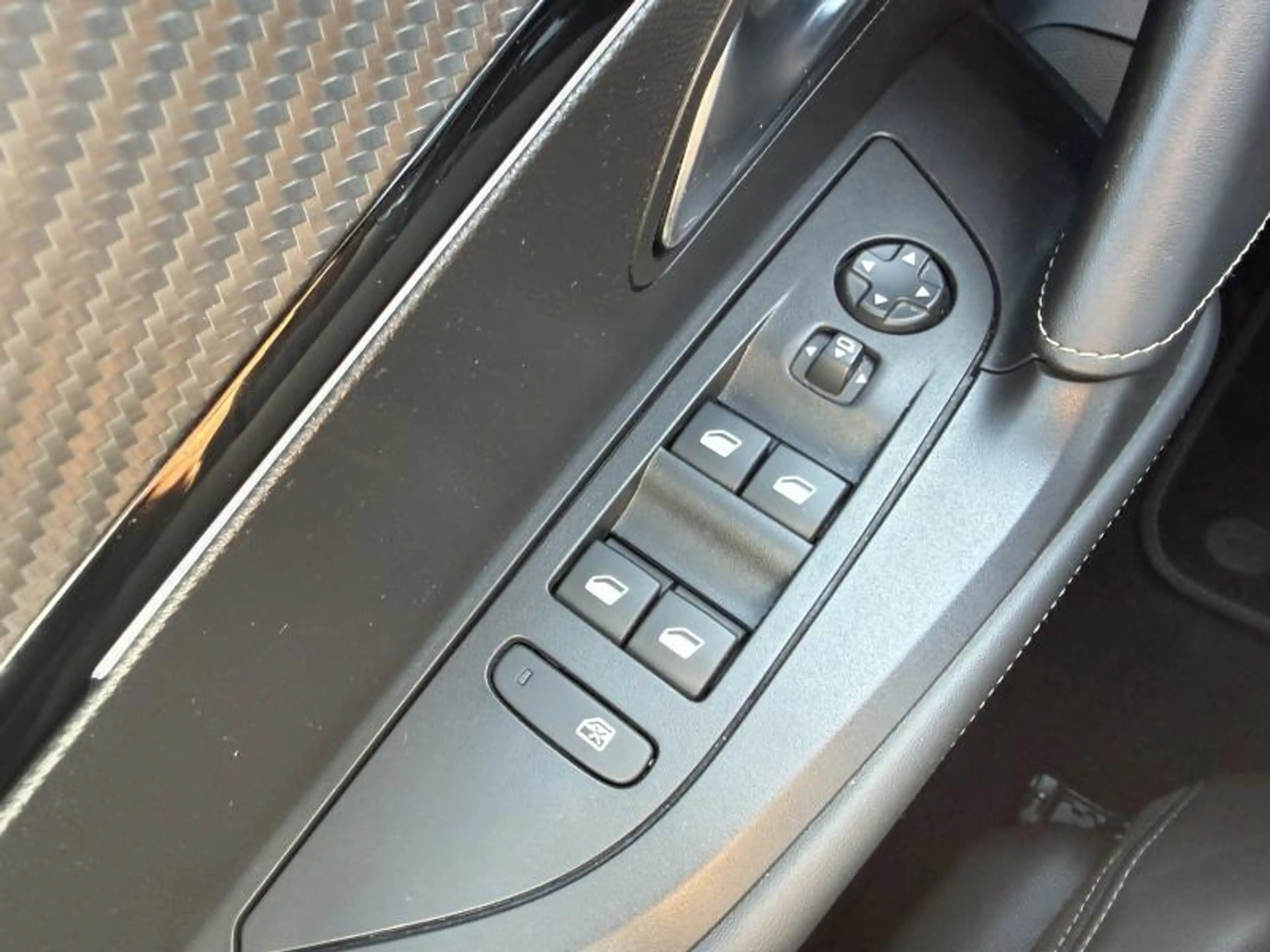 Peugeot e-2008 GT PACK **GARANTIE 12 MOIS** — photo 13