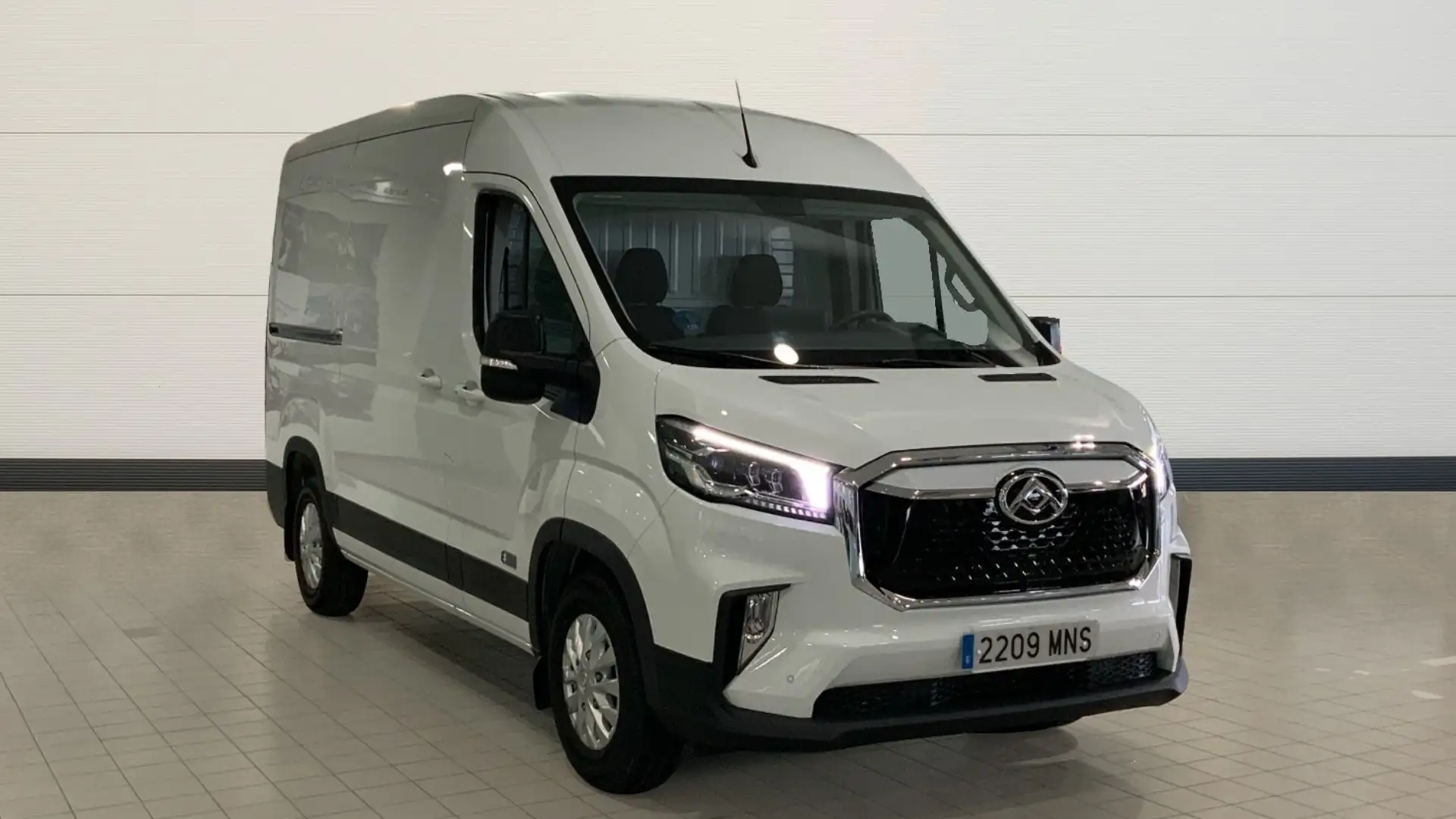Maxus e Deliver 9 2.0D L3H2 - 1