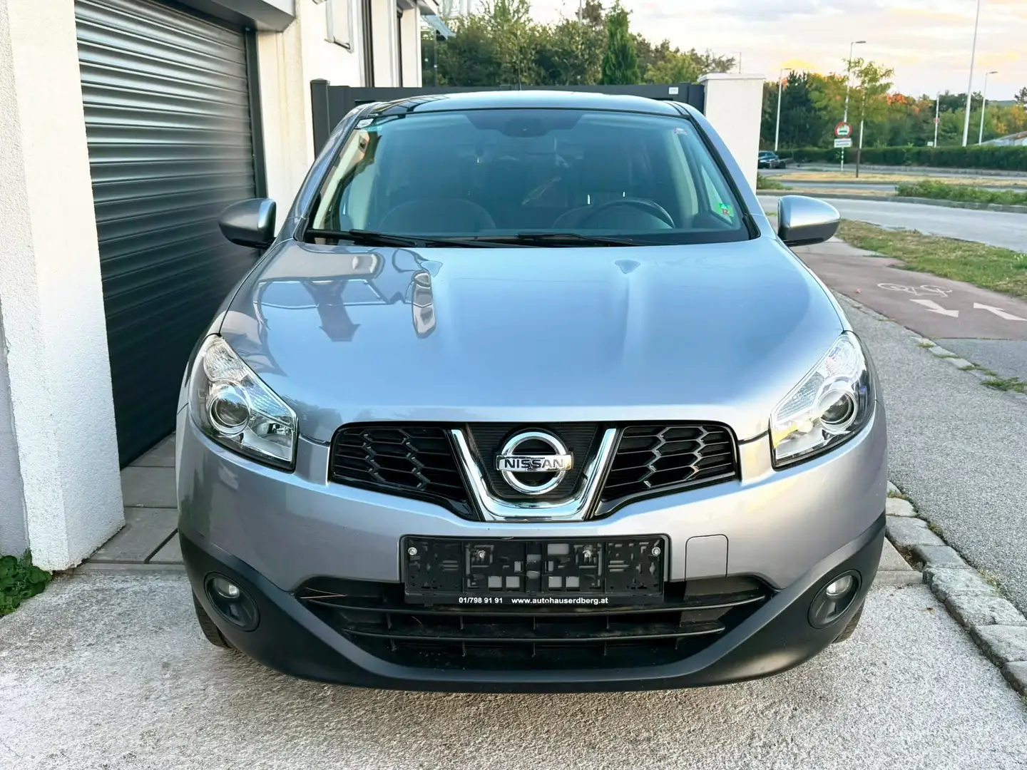 Nissan Qashqai I-Way 4X4 Allrad Panoramadach 8xReifen Navigation Grau - 2