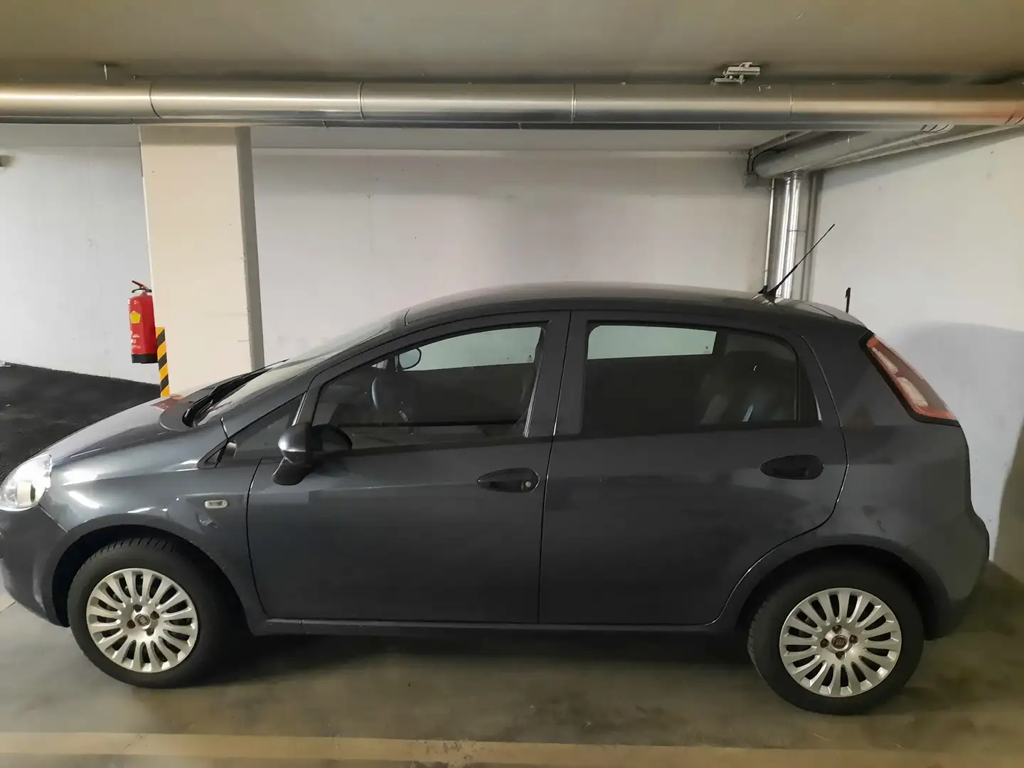 Fiat Punto Evo Punto Evo 1,4 75 S S Grau - 1