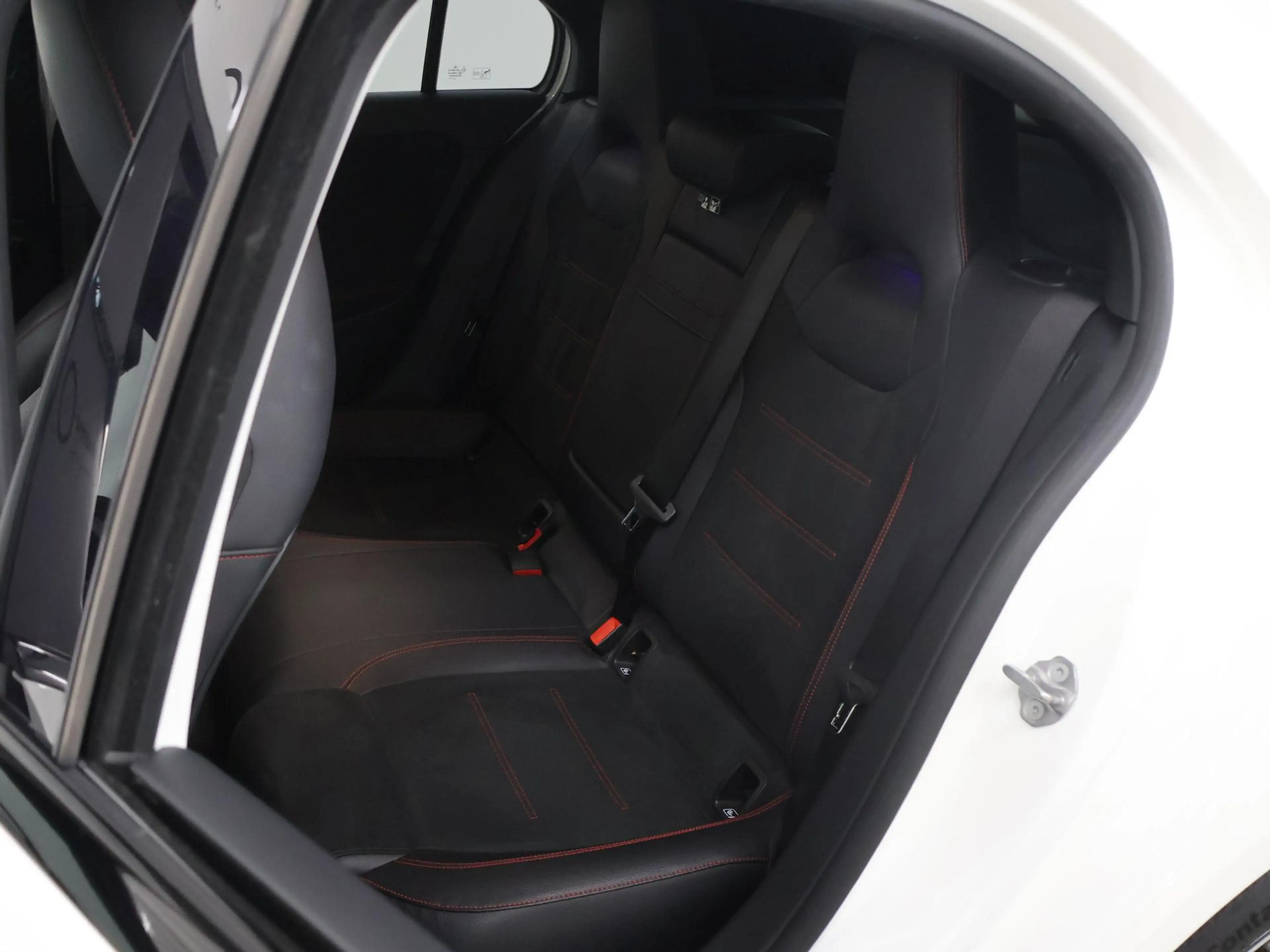 Mercedes-Benz A 250 e Business Solution AMG Limited | Night | Panorama — photo 11