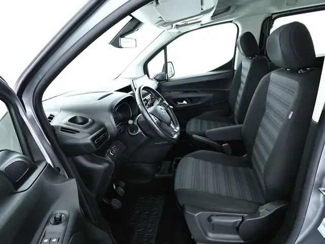 Opel Combo view 8