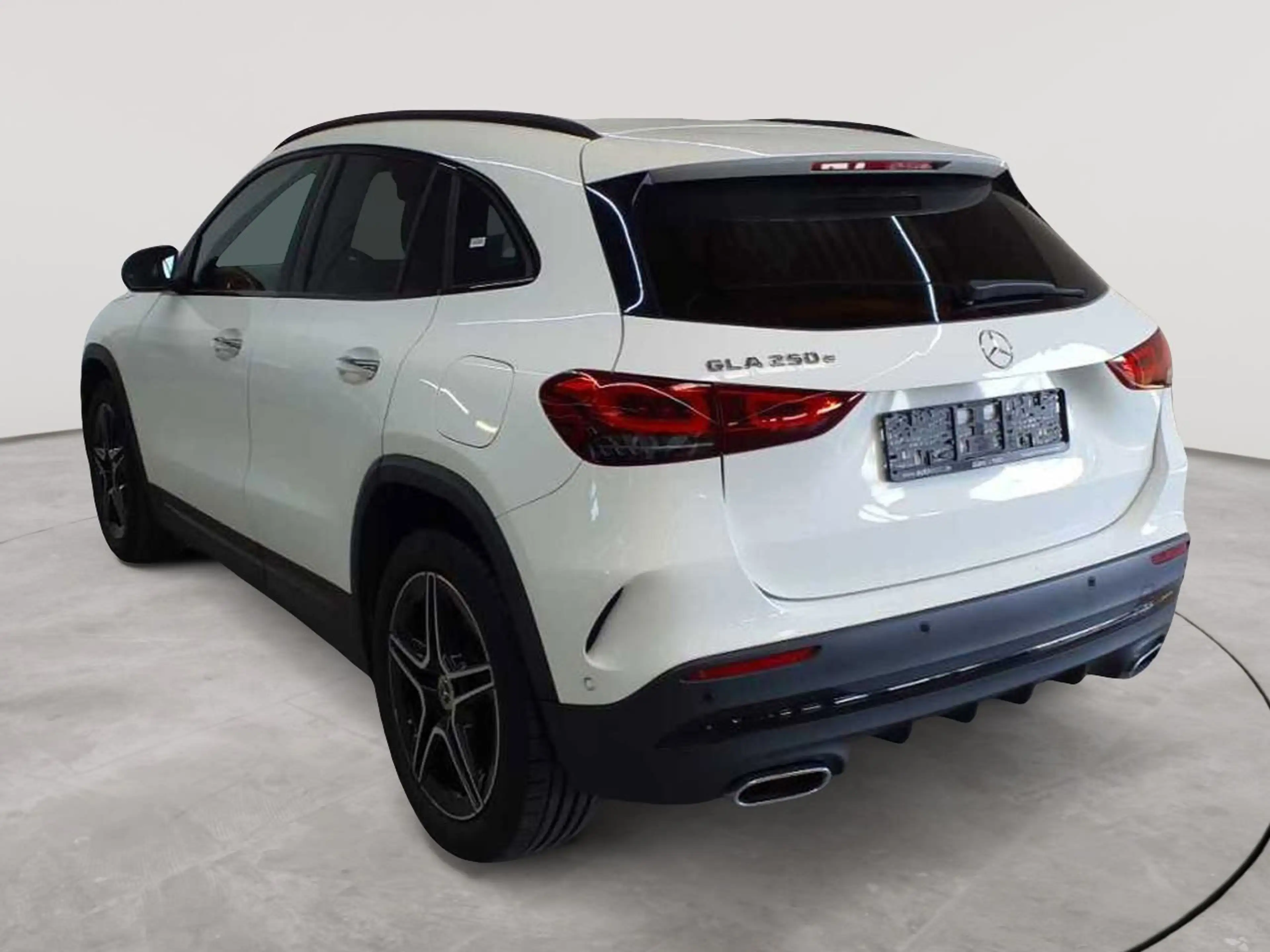 Mercedes-Benz GLA 250 GLA 250 e 8G-AMG BusiP Sound KAM LED — photo 5