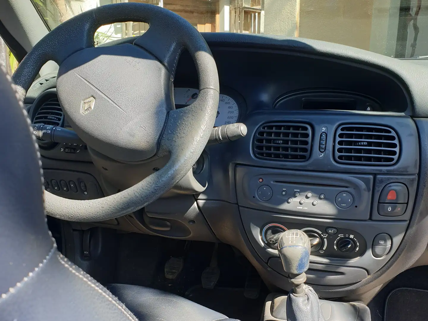 Renault Megane Megane Cabriolet 1.6 Privilege Blau - 2