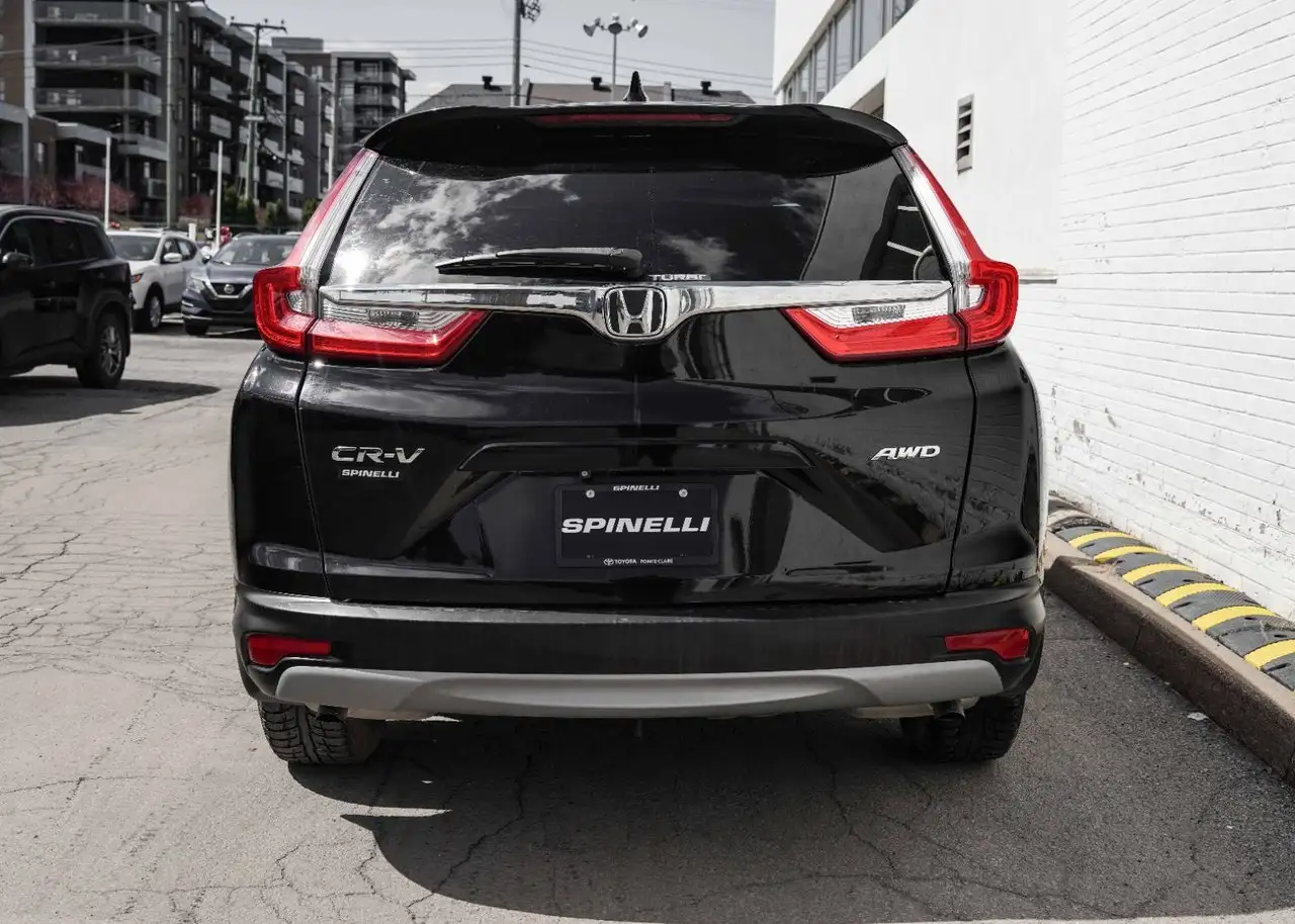 Honda CR-V photo Honda CR-V