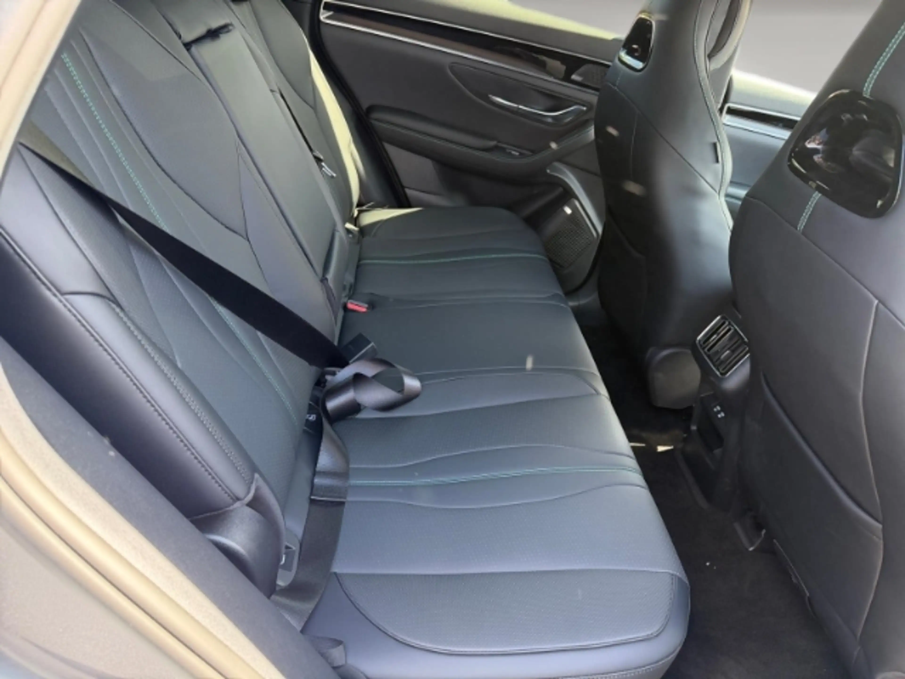BYD Seal U DM-i PHEV Navi+Rückfahrkamera+Sitzheizung+Apple Ca — photo 14