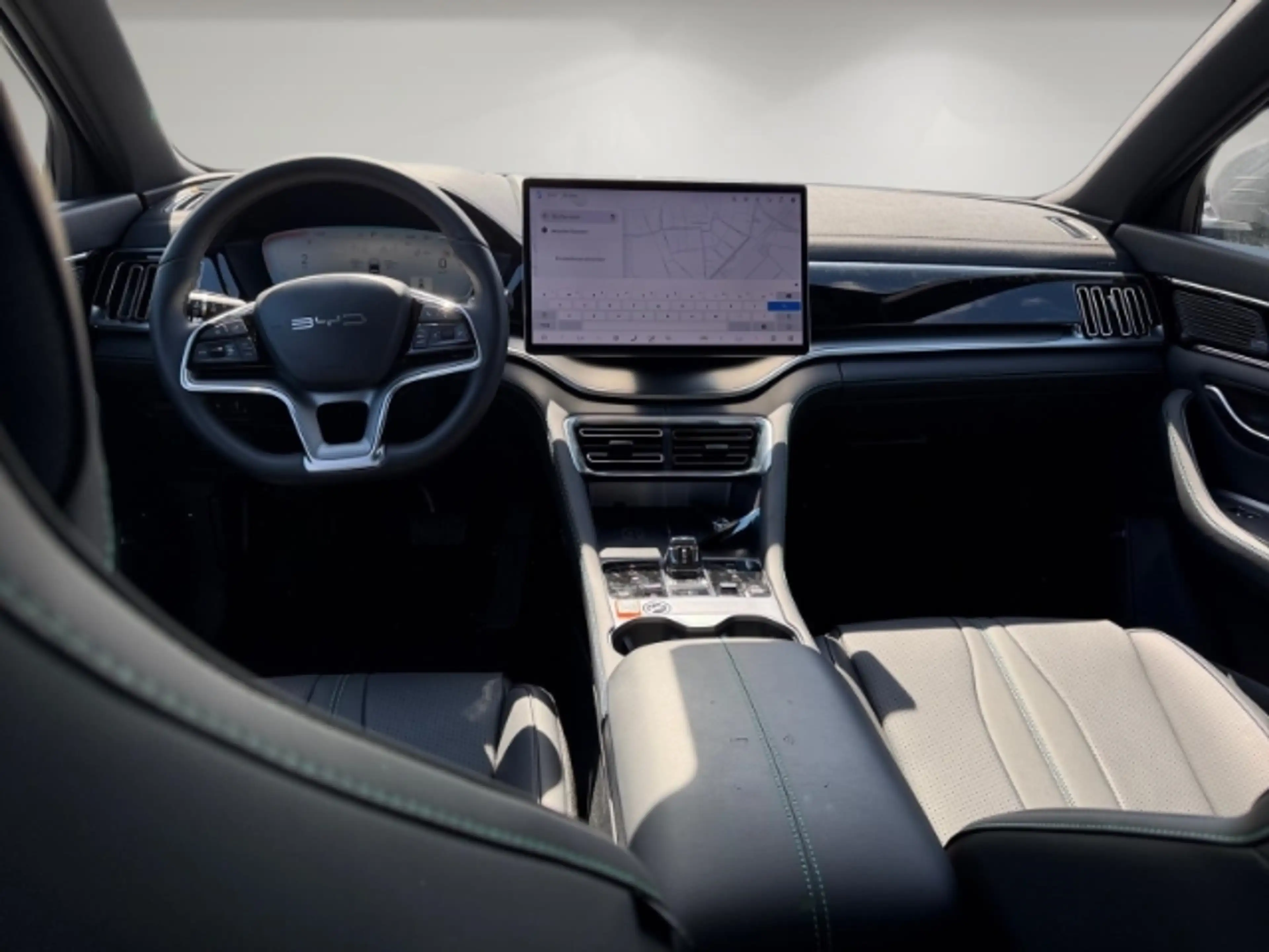 BYD Seal U DM-i PHEV Navi+Rückfahrkamera+Sitzheizung+Apple Ca — photo 12