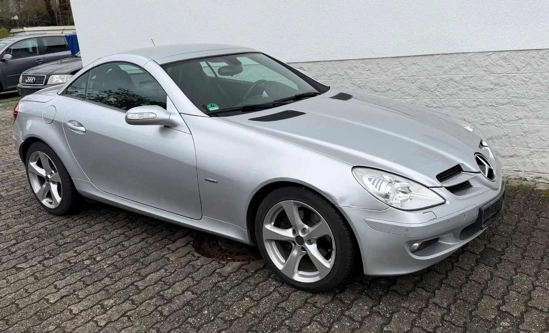 Mercedes-Benz SLK 280 Roadster Edition 10 Leder Bi-Xenon Klima Plateado - 1