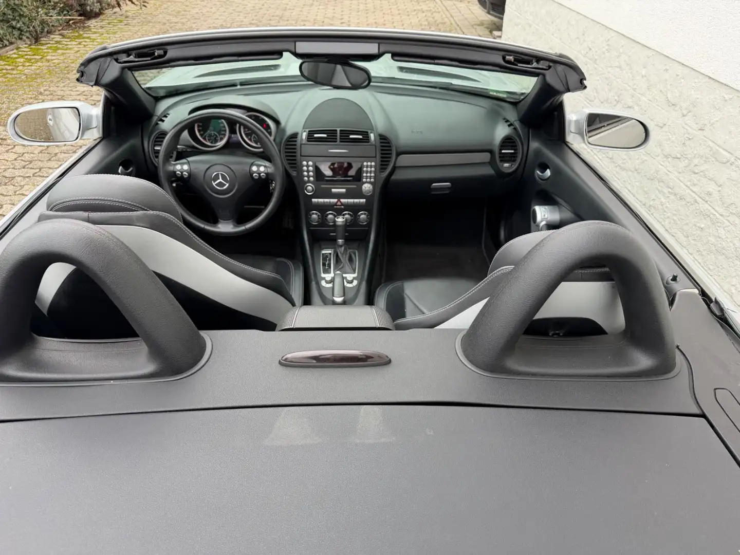 Mercedes-Benz SLK 280 Roadster Edition 10 Leder Bi-Xenon Klima Plateado - 2