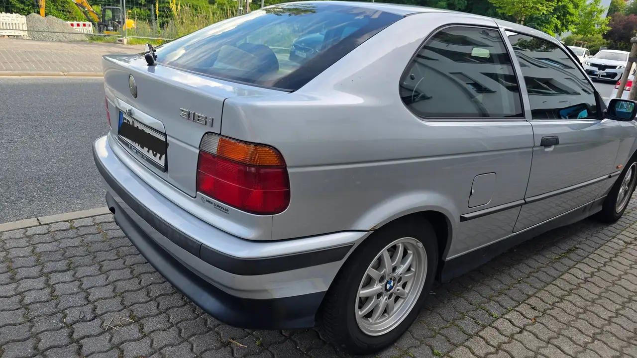 BMW 316i, foto 3