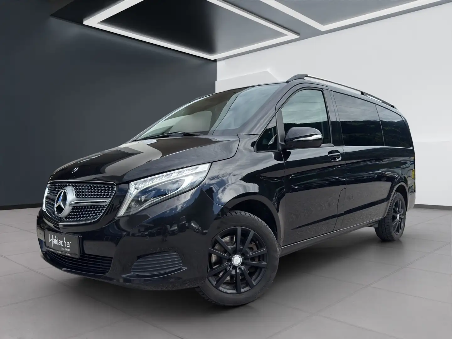 Mercedes-Benz V 220 d 4MATIC Lang AUT LED PTS Shz RKam Schwarz - 2