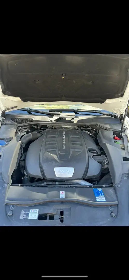 Porsche Cayenne Diesel Tiptronic S - 2