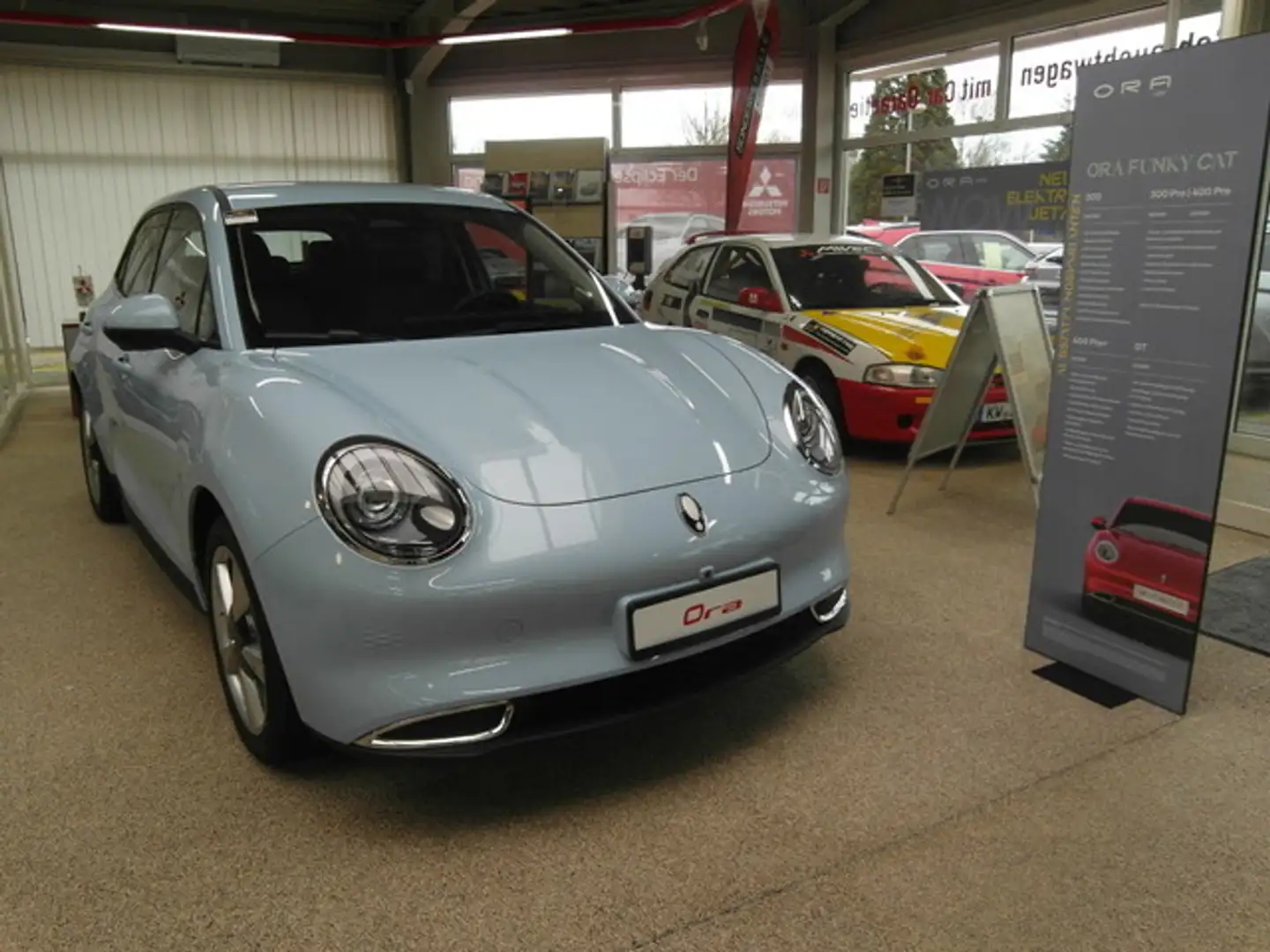 Ora Funky Cat 300 pro Blau - 2