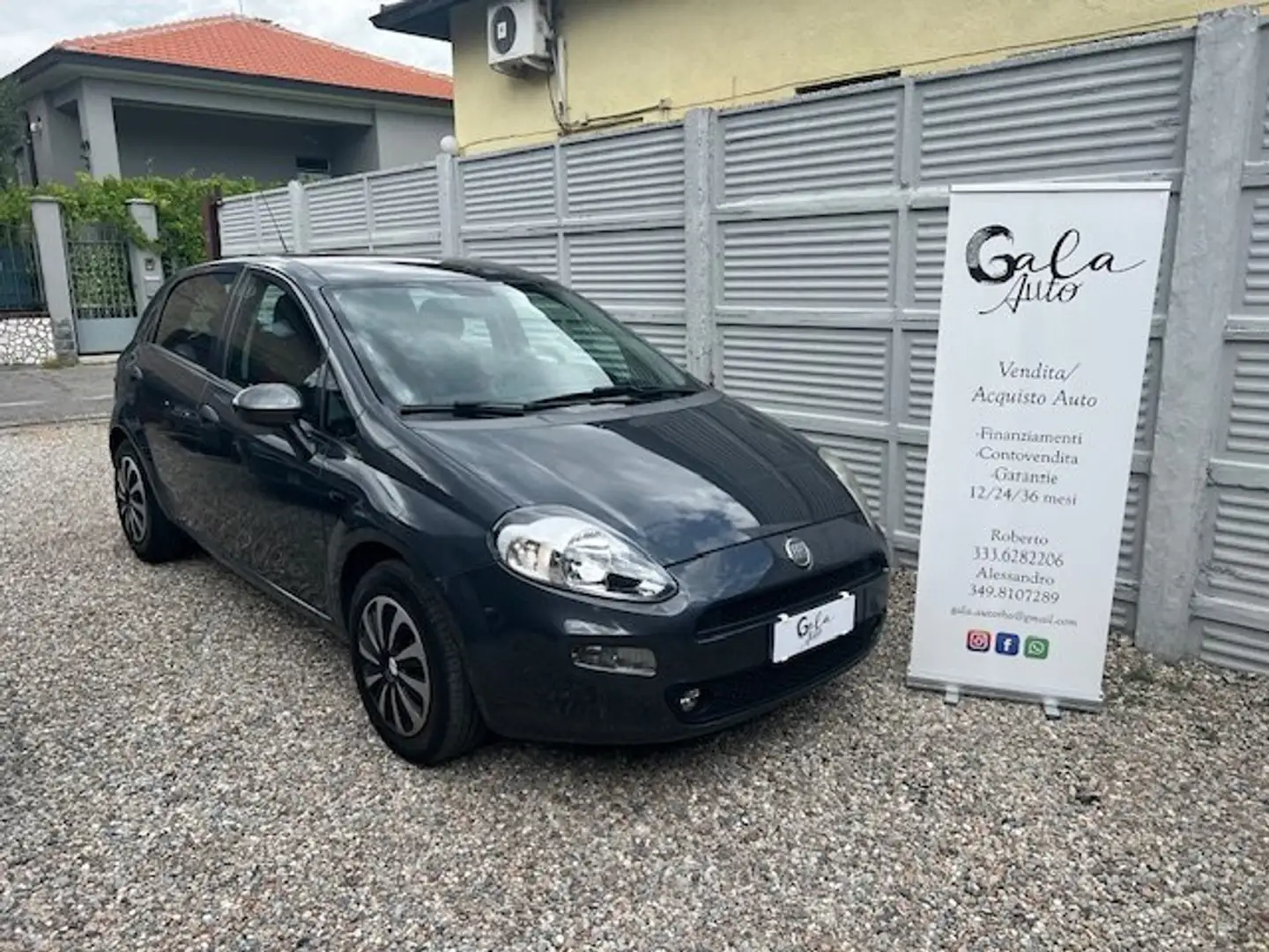 Fiat Punto Punto III 2012 5p 1.3 mjt Lounge s Grijs - 1