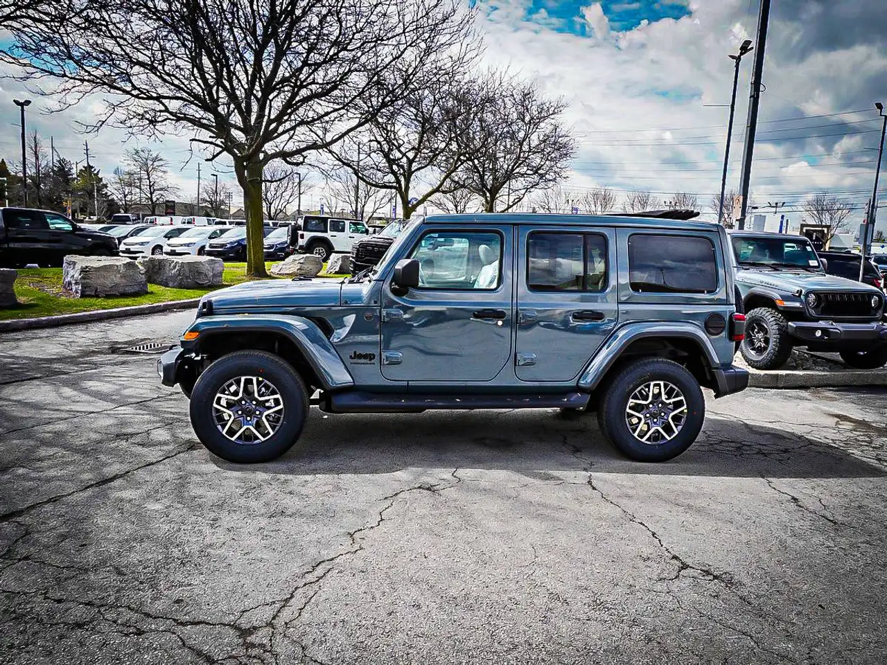 Jeep Wrangler снимка Jeep Wrangler