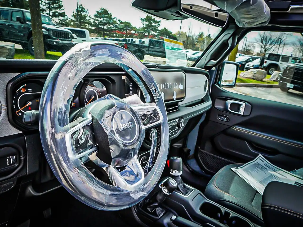 Jeep Wrangler снимка Jeep Wrangler