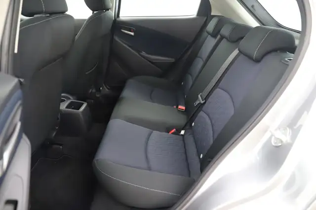 Mazda 2 view 13
