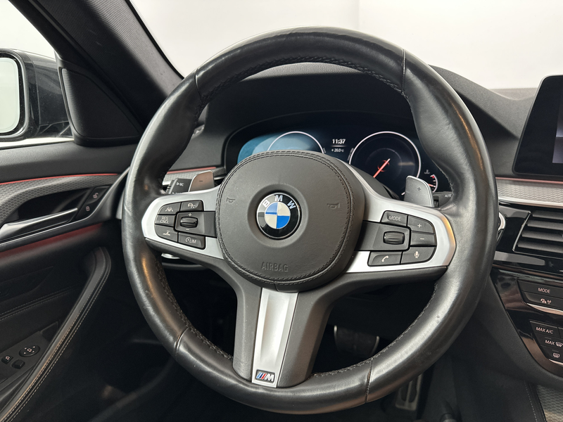 BMW 530 5-serie Touring 530i High Executive Edition | M Sp — photo 10