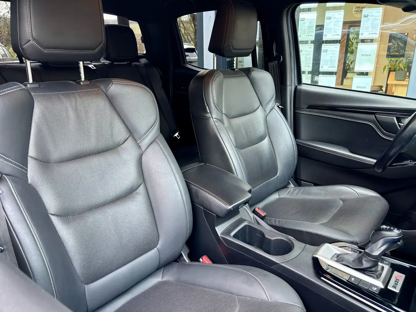 Isuzu D-Max 1.9 TD 163 CV | AUTO | X-SERIES | 30.495 € HTVA Gris - 2